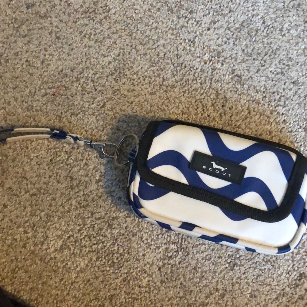 scout brand wallet (wristlet)